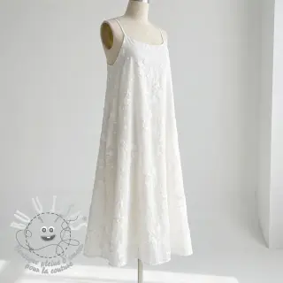 Tissu coton EMBROIDERY Catchy leaves off white