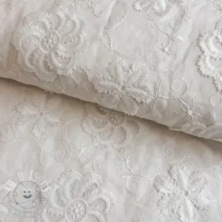 Tissu coton EMBROIDERY Catchy Flowy white