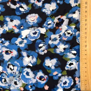 Viscose POPLIN STRETCH Painted flowers navy digital print