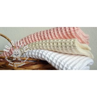 Tissu nid d’abeille light rose