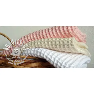 Tissu nid d’abeille light rose