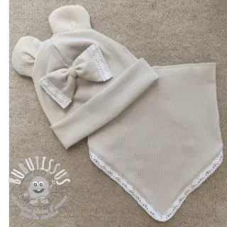 Madeira Ornament white 2